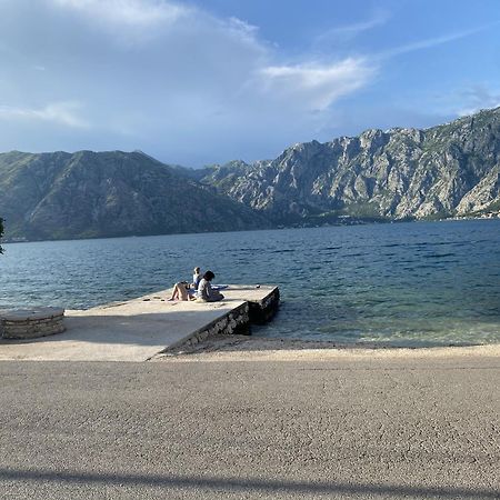 Lux Boka Sea View Apartment Kotor Dış mekan fotoğraf