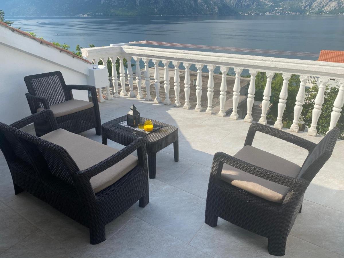 Lux Boka Sea View Apartment Kotor Dış mekan fotoğraf