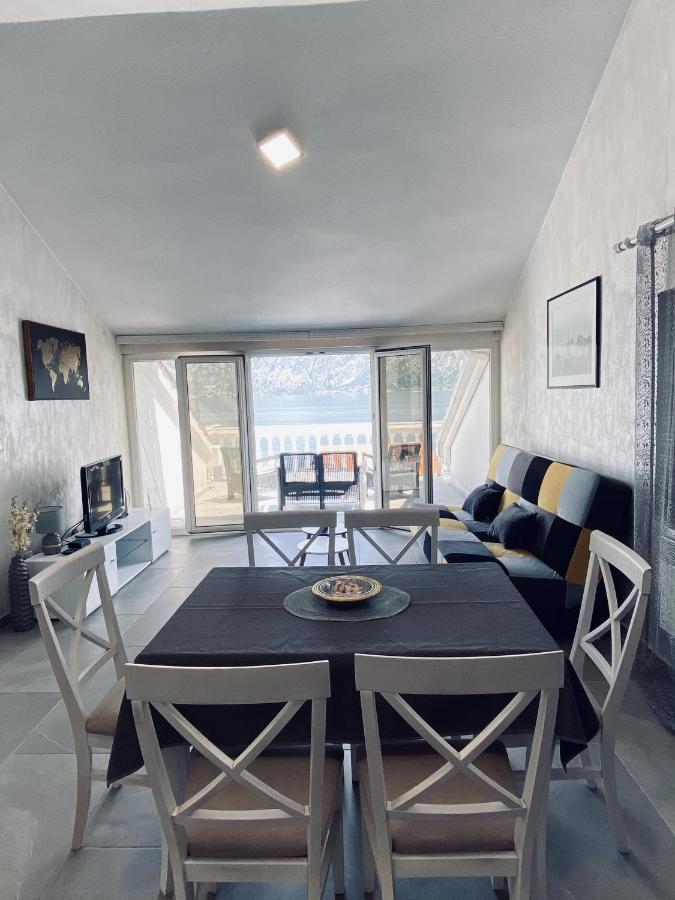 Lux Boka Sea View Apartment Kotor Dış mekan fotoğraf