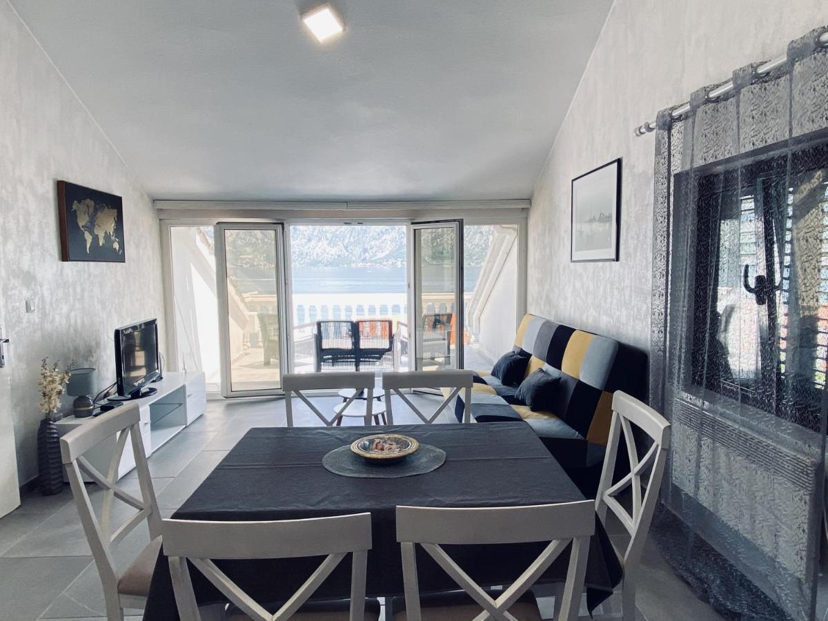 Lux Boka Sea View Apartment Kotor Dış mekan fotoğraf