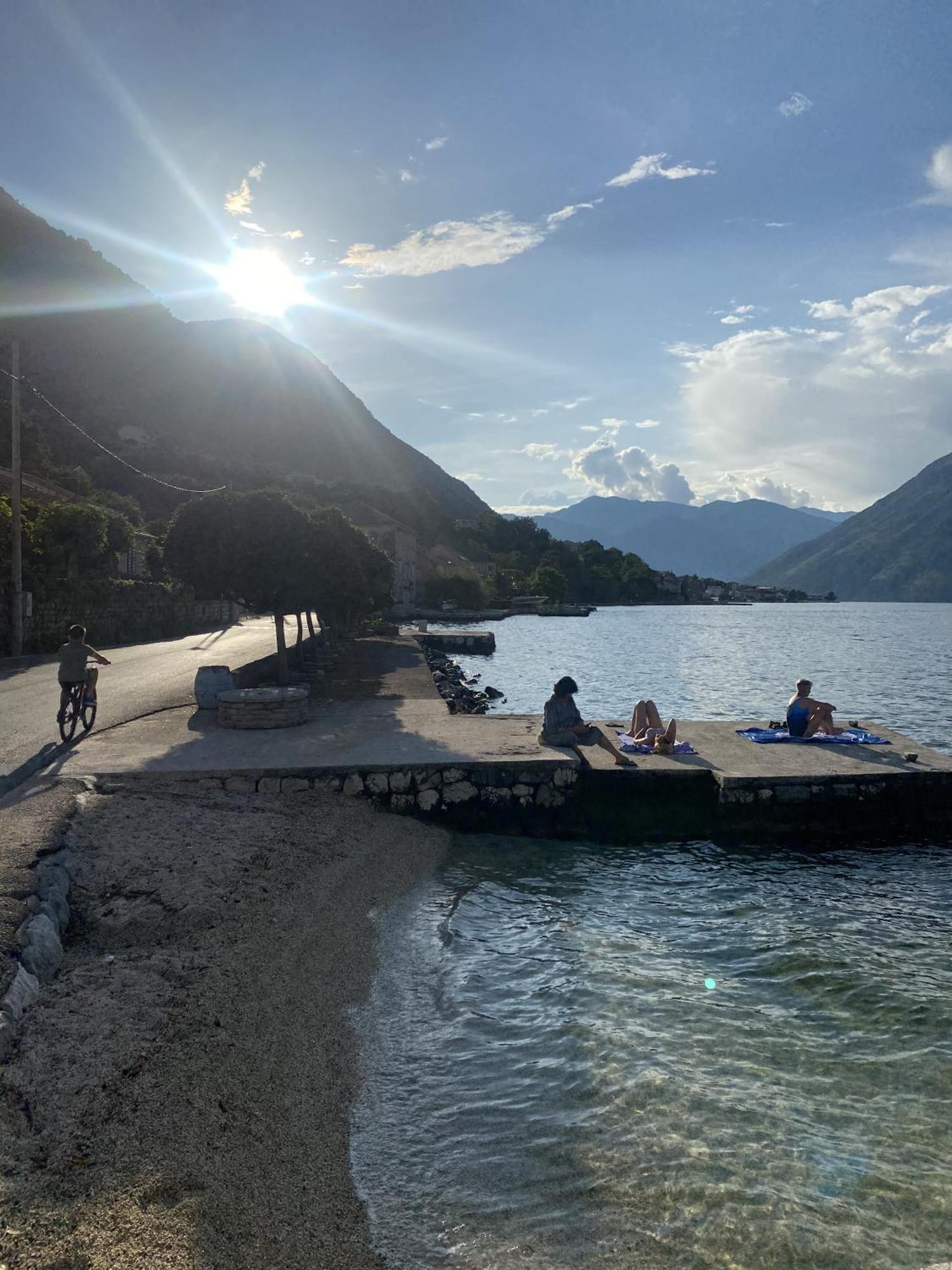Lux Boka Sea View Apartment Kotor Dış mekan fotoğraf